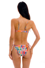 Carica l'immagine nel visualizzatore di Gallery, Model Back: Rio De Sol Slip Bottom Frutti Ibiza-Comfy