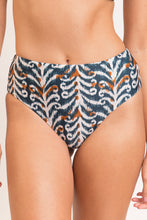 Carica l'immagine nel visualizzatore di Gallery, Gallery: Rio De Sol Slip Bottom Ikat Hotpants