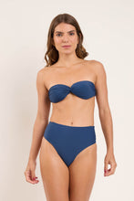 Carica l'immagine nel visualizzatore di Gallery, Model Front: Rio De Sol Slip Bottom Navy Hotpants