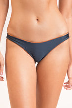 Carica l'immagine nel visualizzatore di Gallery, Image 13: Rio De Sol Slip Bottom Nocciola High-Leg