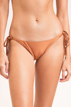 Carica l'immagine nel visualizzatore di Gallery, Gallery: Rio De Sol Slip Bottom Nocciola Ibiza-Comfy