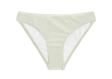 Carica l'immagine nel visualizzatore di Gallery, Product Front: Rio De Sol Slip Bottom Perola Band Comfort