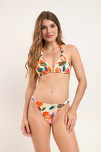 Carica l'immagine nel visualizzatore di Gallery, Model Front: Rio De Sol Slip Bottom Picnic Mel-Comfy