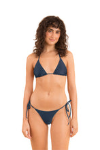 Carica l'immagine nel visualizzatore di Gallery, Model Front: Rio De Sol Slip Bottom Shark Cheeky-Tie