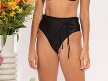 Carica l'immagine nel visualizzatore di Gallery, Image 11: Rio De Sol Slip Bottom Shimmer-Black Belted-High-Waist