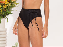 Carica l'immagine nel visualizzatore di Gallery, Image 12: Rio De Sol Slip Bottom Shimmer-Black Belted-High-Waist