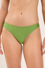 Carica l'immagine nel visualizzatore di Gallery, Gallery: Rio De Sol Slip Bottom Shimmer-Botanica Essential-Comfy
