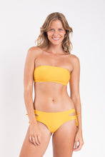 Carica l'immagine nel visualizzatore di Gallery, Model Front: Rio De Sol Slip Bottom Solar Madrid