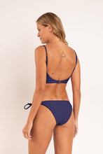 Carica l'immagine nel visualizzatore di Gallery, Model Back: Rio De Sol Slip Bottom Touch-Marinho Ibiza-Comfy
