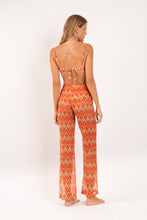 Carica l'immagine nel visualizzatore di Gallery, Model Back: Rio De Sol Pantaloni Da Spiaggia Maracai Pants Lana
