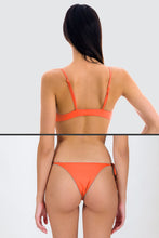 Carica l'immagine nel visualizzatore di Gallery, Model Back: Rio De Sol Completo Set Light-Peach Mila Ibiza