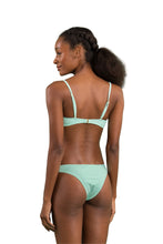 Carica l'immagine nel visualizzatore di Gallery, Model Back: Rio De Sol Completo Set Malibu-Menta Bandeau-Duo Essential