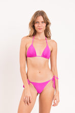 Carica l'immagine nel visualizzatore di Gallery, Model Front: Rio De Sol Completo Set Malibu-Rosa Tri-Inv Cheeky-Tie