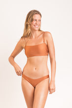 Carica l'immagine nel visualizzatore di Gallery, Image 03: Rio De Sol Completo Set Nocciola Bandeau-Reto High-Leg