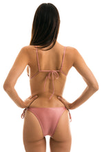 Carica l'immagine nel visualizzatore di Gallery, Model Back: Rio De Sol Reggiseno Top Callas Invisible