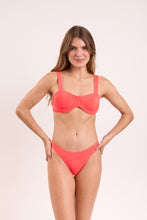 Carica l'immagine nel visualizzatore di Gallery, Model Front: Rio De Sol Reggiseno Top Malibu-Folia Amelia