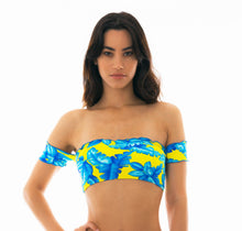 Carica l'immagine nel visualizzatore di Gallery, Model Front: Rio De Sol Reggiseno Top Palmeira Azul Off Shoulder