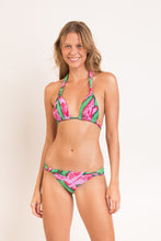 Carica l'immagine nel visualizzatore di Gallery, Model Front: Rio De Sol Reggiseno Top Parrots Mel