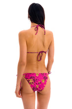 Carica l'immagine nel visualizzatore di Gallery, Model Back: Rio De Sol Reggiseno Top Roar-Pink Tri-Inv