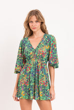 Carica l'immagine nel visualizzatore di Gallery, Model Front: Rio De Sol Mini Dress Wilds Mini Dress