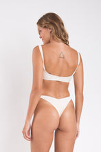 Carica l'immagine nel visualizzatore di Gallery, Model Back: Rio De Sol Slip Bottom Malibu-Natural Cali
