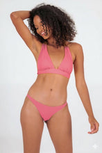 Carica l'immagine nel visualizzatore di Gallery, Model Front: Rio De Sol Slip Bottom Confetti Leblon-Fio
