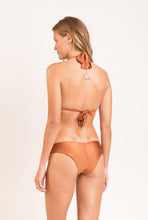 Carica l'immagine nel visualizzatore di Gallery, Model Back: Rio De Sol Slip Bottom Nocciola Mel
