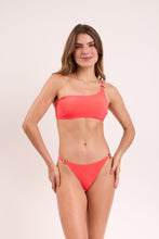 Carica l'immagine nel visualizzatore di Gallery, Model Front: Rio De Sol Slip Bottom Malibu-Folia Bia
