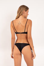 Carica l'immagine nel visualizzatore di Gallery, Model Back: Rio De Sol Slip Bottom Shimmer-Black Cheeky-Tie-Gold
