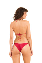 Carica l'immagine nel visualizzatore di Gallery, Model Back: Rio De Sol Slip Bottom Shimmer-Divino Cheeky-Tie
