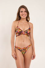 Carica l'immagine nel visualizzatore di Gallery, Model Front: Rio De Sol Slip Bottom Fiore Essential
