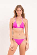 Carica l'immagine nel visualizzatore di Gallery, Model Front: Rio De Sol Slip Bottom Malibu-Rosa Essential-Rev
