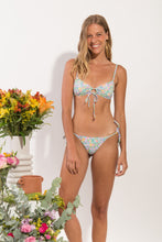 Carica l'immagine nel visualizzatore di Gallery, Model Front: Rio De Sol Slip Bottom Tiny-Garden Lacinho
