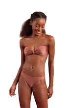 Carica l'immagine nel visualizzatore di Gallery, Image 04: Rio De Sol Slip Bottom Shimmer-Copper Essential
