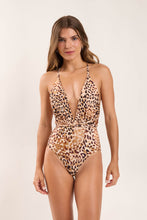 Carica l'immagine nel visualizzatore di Gallery, Model Front: Rio De Sol Intero Leopard New Vegas
