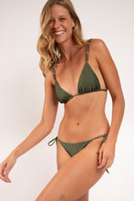 Carica l'immagine nel visualizzatore di Gallery, Image 09: Rio De Sol Slip Bottom Shimmer-Croco Lacinho
