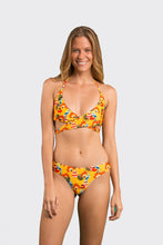 Carica l'immagine nel visualizzatore di Gallery, Model Front: Rio De Sol Slip Bottom Stories Ciao
