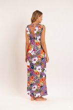 Carica l'immagine nel visualizzatore di Gallery, Model Back: Rio De Sol Vestito Da Spiaggia Garden-Flower Long Dress Soleil

