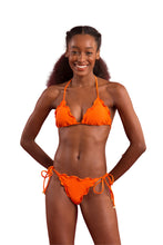 Carica l'immagine nel visualizzatore di Gallery, Model Front: Rio De Sol Slip Bottom Dots-Orange Frufru-Fio
