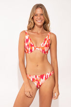 Carica l'immagine nel visualizzatore di Gallery, Model Front: Rio De Sol Reggiseno Top Mirage Chantal
