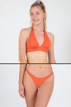 Carica l'immagine nel visualizzatore di Gallery, Model Front: Rio De Sol Completo Set Light-Peach Halter-Cos Essential-Comfy
