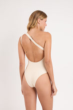 Carica l'immagine nel visualizzatore di Gallery, Model Back: Rio De Sol Intero Touch-Natural Sienna
