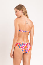 Carica l'immagine nel visualizzatore di Gallery, Model Back: Rio De Sol Slip Bottom Funny Essential-Comfy
