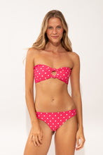 Carica l'immagine nel visualizzatore di Gallery, Model Front: Wednesday In Hawaii By Rio De Sol Slip Bottom Kiko-Guava Waikiki
