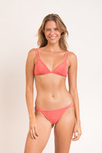 Carica l'immagine nel visualizzatore di Gallery, Model Front: Rio De Sol Slip Bottom Malibu-Nina Rio-Duo
