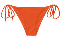 Carica l'immagine nel visualizzatore di Gallery, Product Front: Rio De Sol Slip Bottom Shimmer-Paprica Cheeky-Tie
