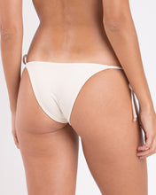 Carica l'immagine nel visualizzatore di Gallery, Image 05: Rio De Sol Slip Bottom Malibu-Natural Lacinho
