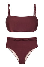 Carica l'immagine nel visualizzatore di Gallery, Product Front: Rio De Sol Completo Set Barolo Bandeau-Reto Hotpants
