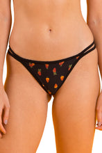 Carica l'immagine nel visualizzatore di Gallery, Gallery: Rio De Sol Slip Bottom Cashew Rio-Duo
