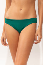 Carica l'immagine nel visualizzatore di Gallery, Gallery: Rio De Sol Slip Bottom Solar-Galapagos Essential-Comfy

